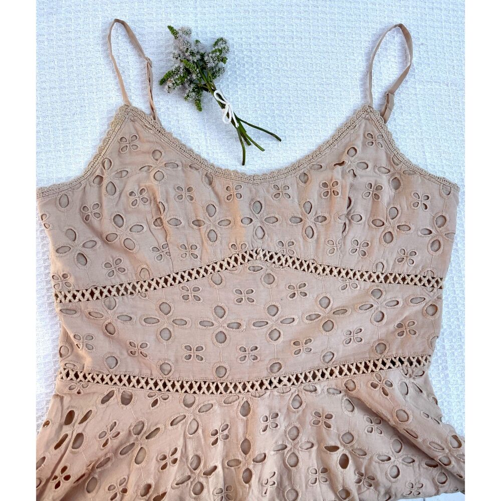 Beautiful Dress - Picture 8 of 11